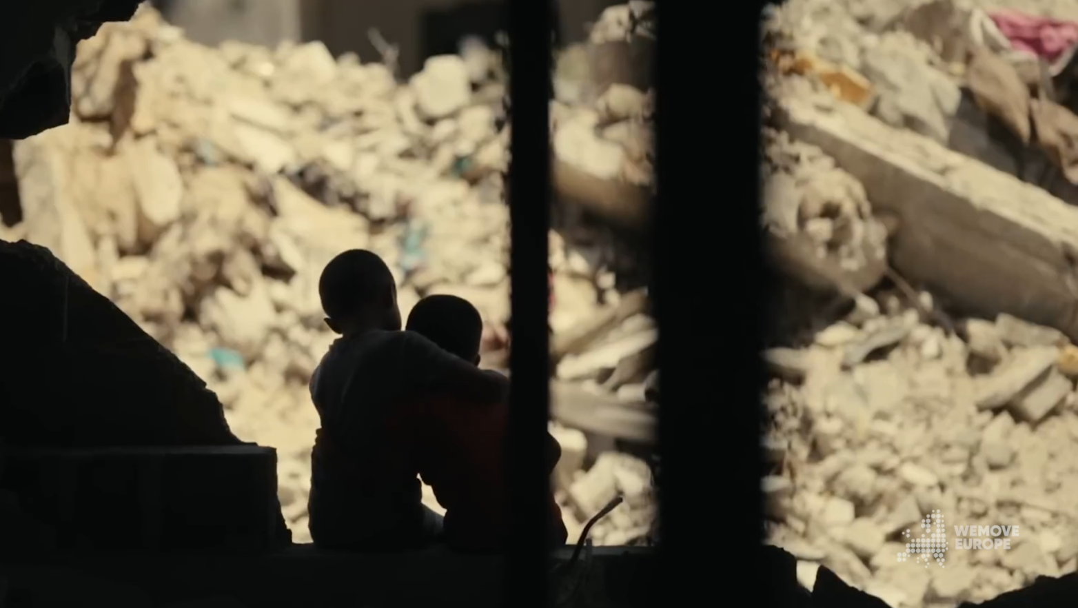 우리는 평화 위에 세워진 세상을 원합니다. 팔레스타인의 목소리와 미래를 인식하십시오!