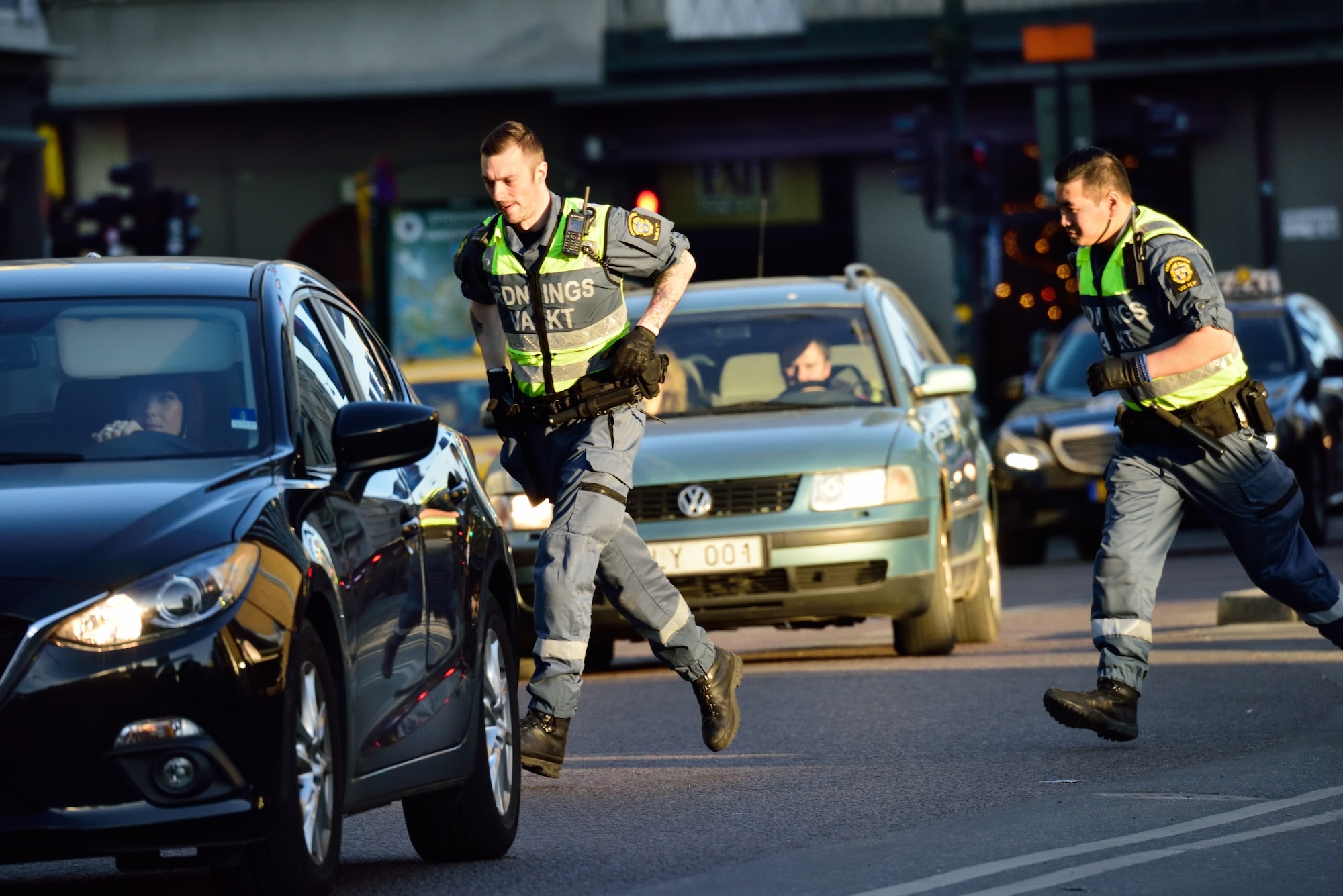 스웨덴, 이중 국적 갱단 단속 검토