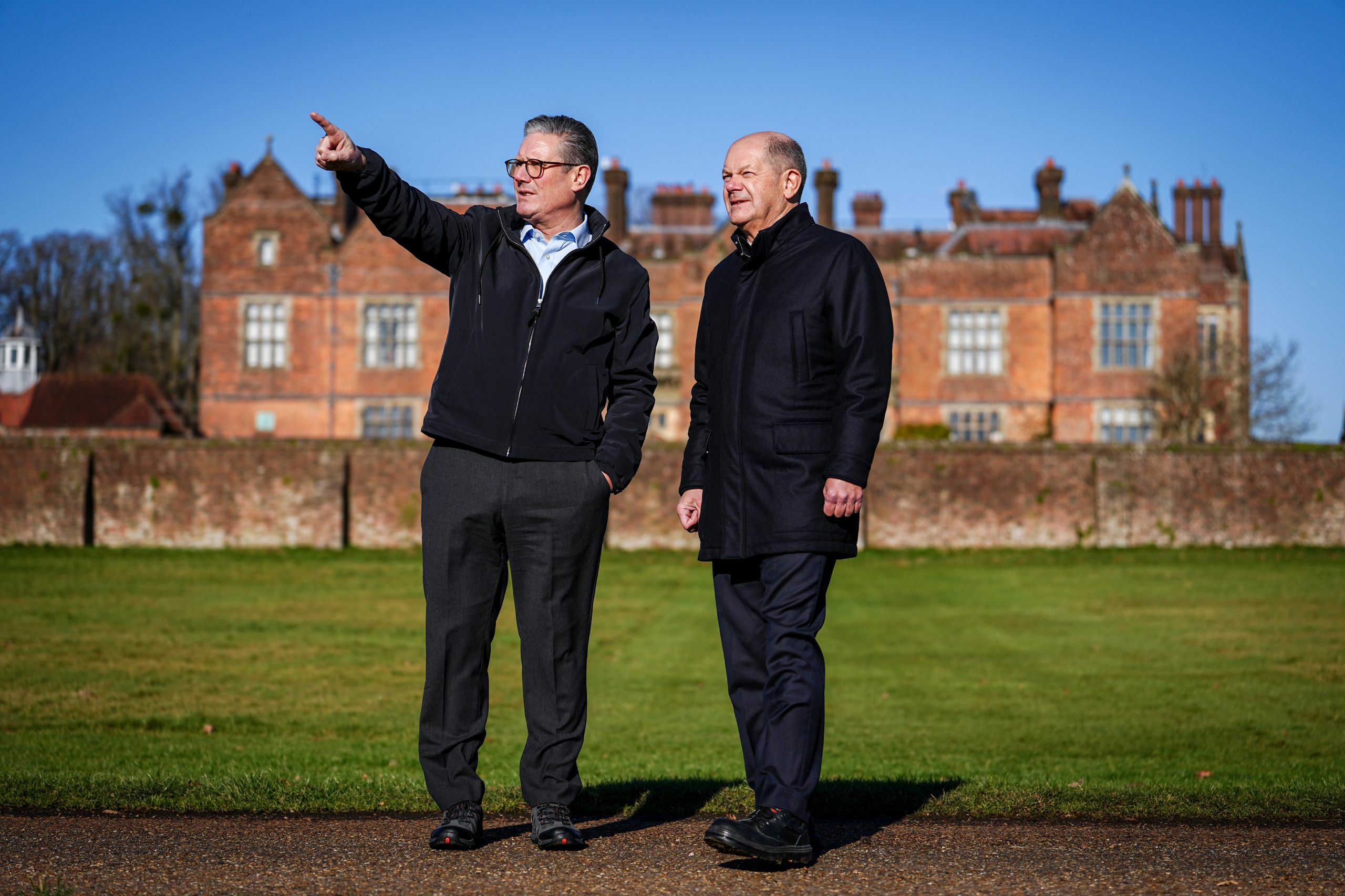 체커 게임 : Starmer, Scholz 및 'British Paradox'