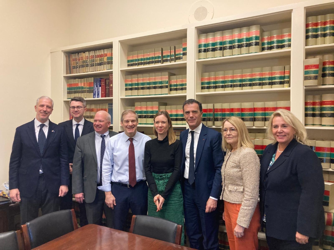 EU 의원들은 DC에서 MAGA와 기술을 이야기합니다