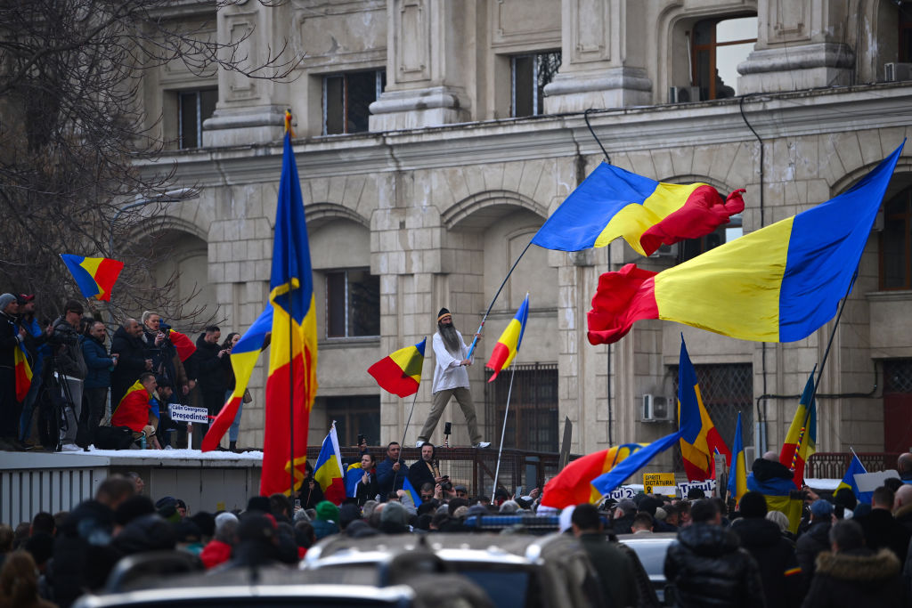 머스크는 루마니아의 선거 사전 선거 정보 원탁 회의를 훼손하려고 시도합니다