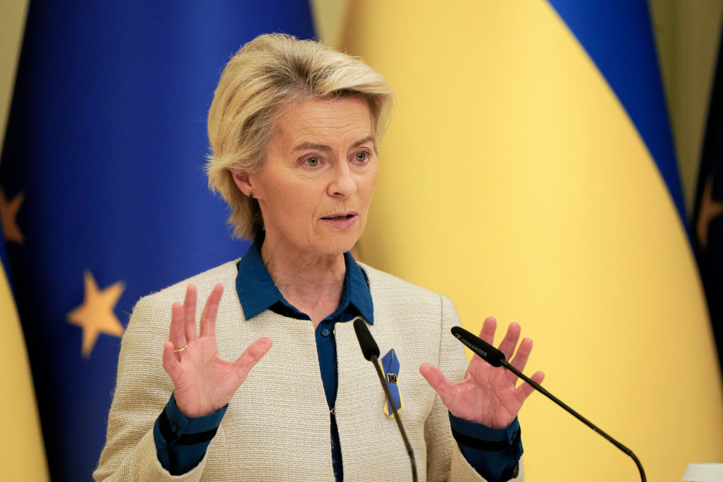 우크라이나는 EU가 전쟁 전 무역 할당량을 재개하기 위해 움직일 때 수십억 개의 유럽 타격에 직면