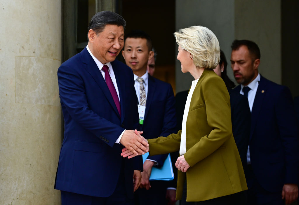 EU-US 거래가 브뤼셀과 중국과의 관계가 무엇을 의미하는지