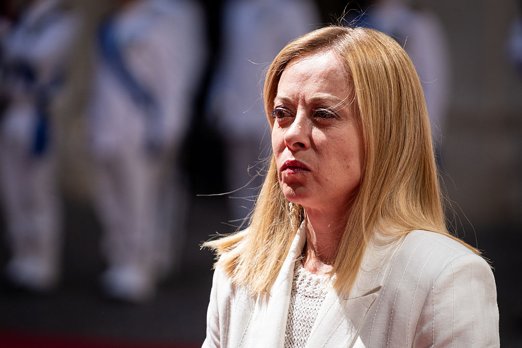 비 합금 사진 웹 사이트는 Giorgia Meloni가 목표 중에 이탈리아에서 종료되었습니다.