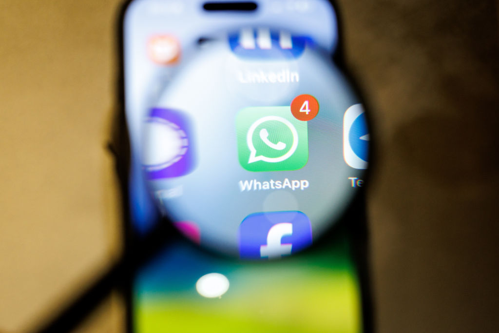 이탈리아 당국은 WhatsApp AI 기능에 대한 메타를 습격합니다