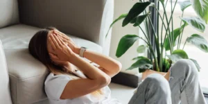 이 신체적 증상은 스트레스 수준이 위험선을 넘어섰다는 것을 나타냅니다.