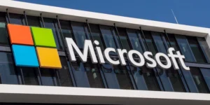 Microsoft는 직원의 4분의 1인 60,000명의 직원에게 자발적인 해고를 제공합니다.