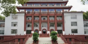 중국과 러시아는 유엔에서 이란 핵 제재를 막고 그들의 민간 계획을 입증했다.